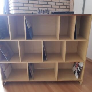 Móvel com Nichos - para academias ou até armazenar discos